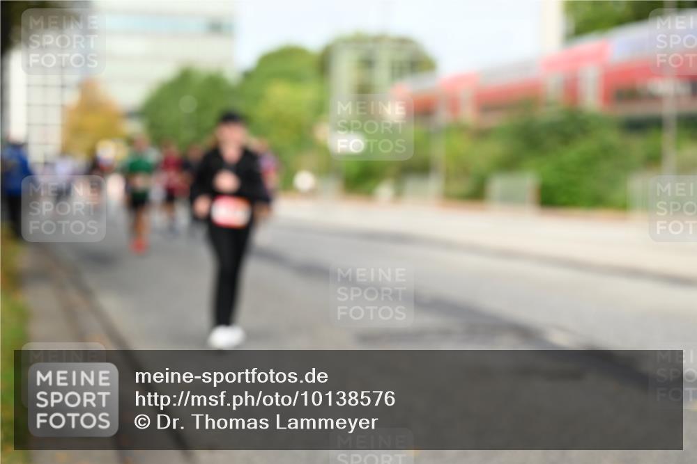 06.09.2026 - CURREX Alsterlauf Dr. Thomas Lammeyer http://msf.ph/oto/10138576 06.09.2026 10:05:01 Laufen  meine-sportfotos.de