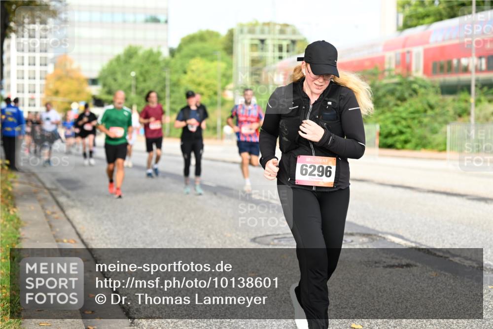 06.09.2026 - CURREX Alsterlauf Dr. Thomas Lammeyer http://msf.ph/oto/10138601 06.09.2026 10:05:03 Laufen 6296, 11 meine-sportfotos.de