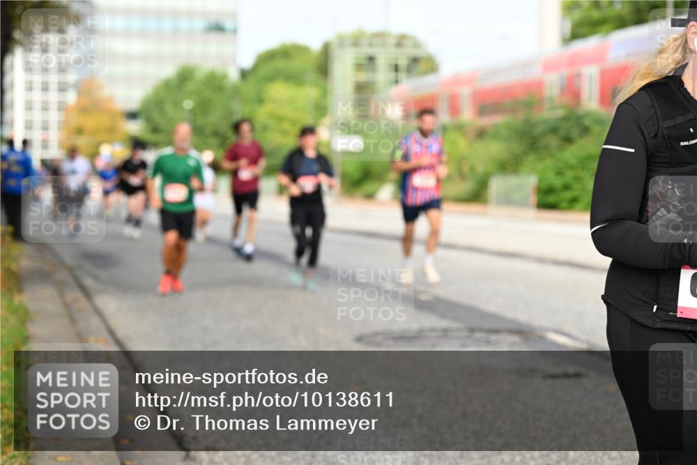 06.09.2026 - CURREX Alsterlauf Dr. Thomas Lammeyer http://msf.ph/oto/10138611 06.09.2026 10:05:04 Laufen  meine-sportfotos.de