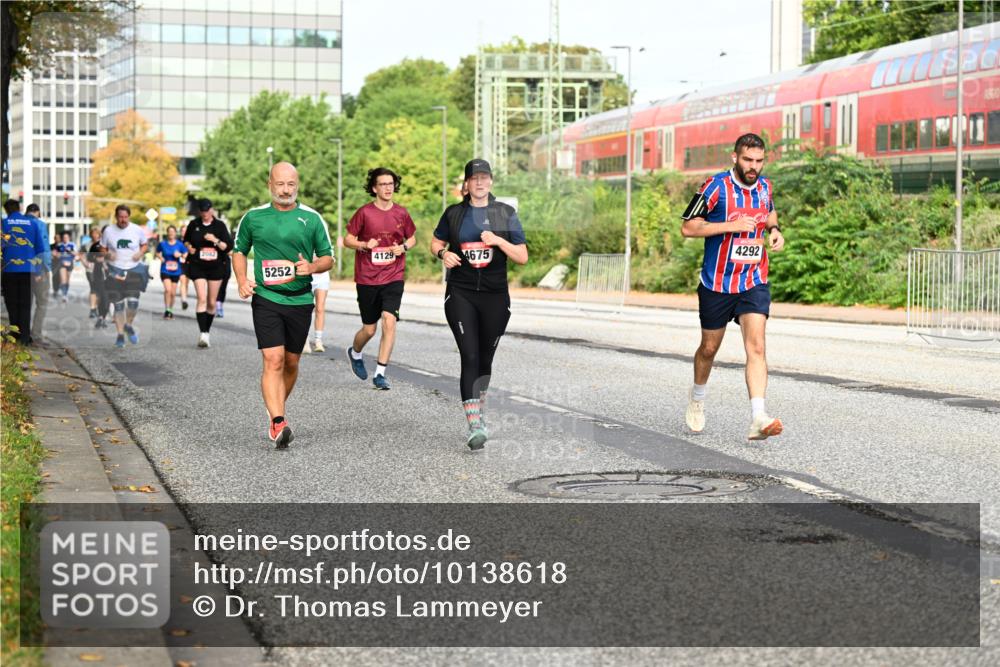 06.09.2026 - CURREX Alsterlauf Dr. Thomas Lammeyer http://msf.ph/oto/10138618 06.09.2026 10:05:05 Laufen 4129, 4675, 4292, 5252 meine-sportfotos.de