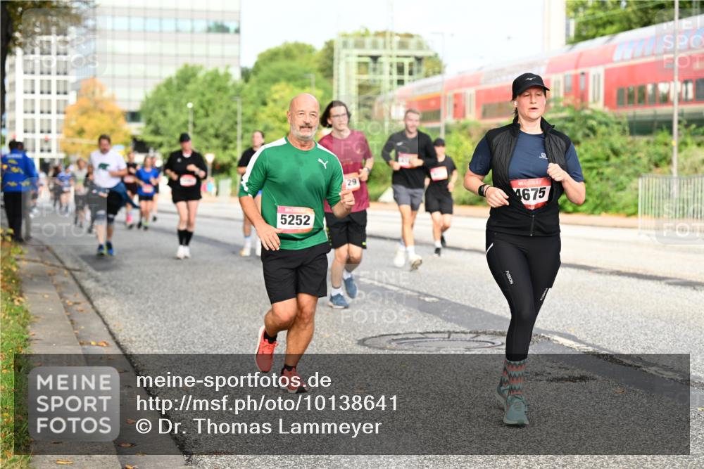06.09.2026 - CURREX Alsterlauf Dr. Thomas Lammeyer http://msf.ph/oto/10138641 06.09.2026 10:05:07 Laufen 5252, 29, 4675 meine-sportfotos.de
