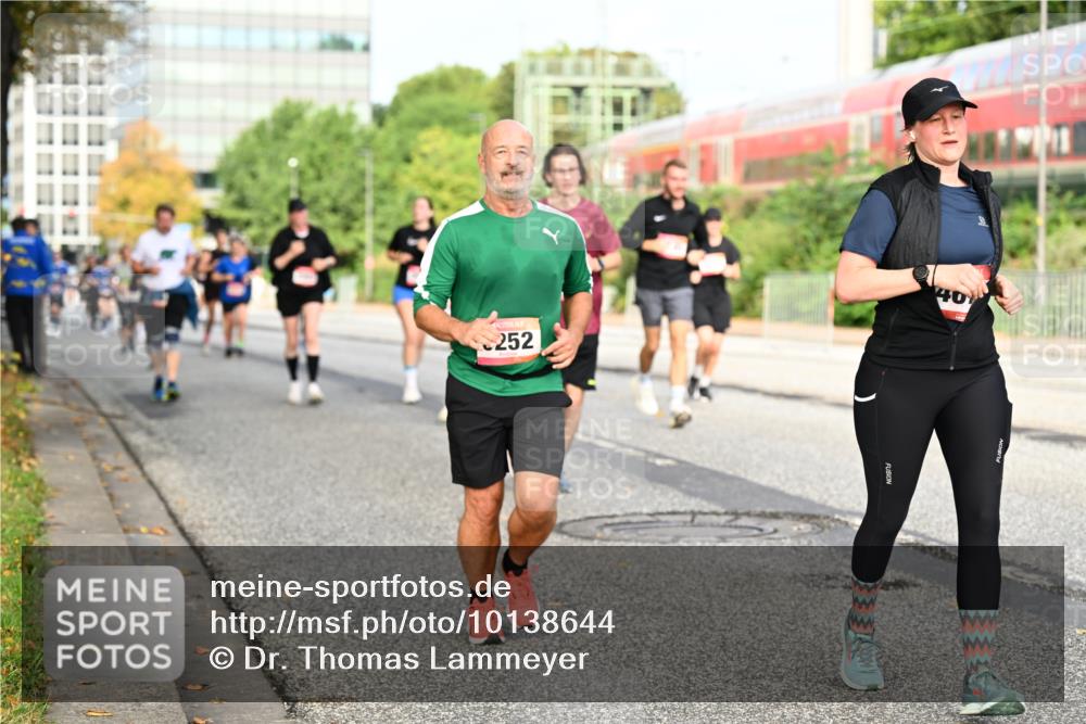 06.09.2026 - CURREX Alsterlauf Dr. Thomas Lammeyer http://msf.ph/oto/10138644 06.09.2026 10:05:08 Laufen 252, 40 meine-sportfotos.de