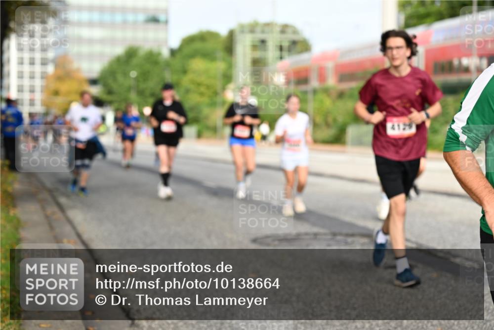 06.09.2026 - CURREX Alsterlauf Dr. Thomas Lammeyer http://msf.ph/oto/10138664 06.09.2026 10:05:09 Laufen  meine-sportfotos.de