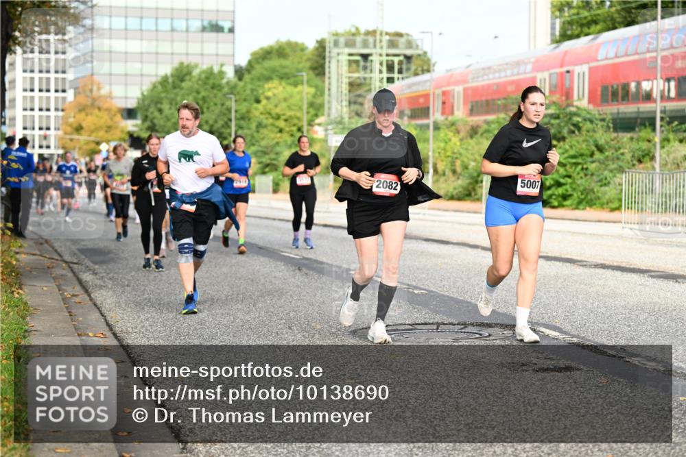 06.09.2026 - CURREX Alsterlauf Dr. Thomas Lammeyer http://msf.ph/oto/10138690 06.09.2026 10:05:12 Laufen 2930, 2082, 5007 meine-sportfotos.de