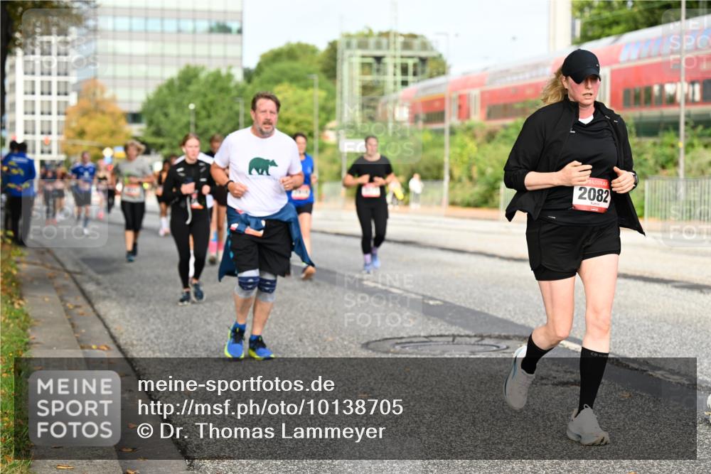06.09.2026 - CURREX Alsterlauf Dr. Thomas Lammeyer http://msf.ph/oto/10138705 06.09.2026 10:05:13 Laufen 2082 meine-sportfotos.de