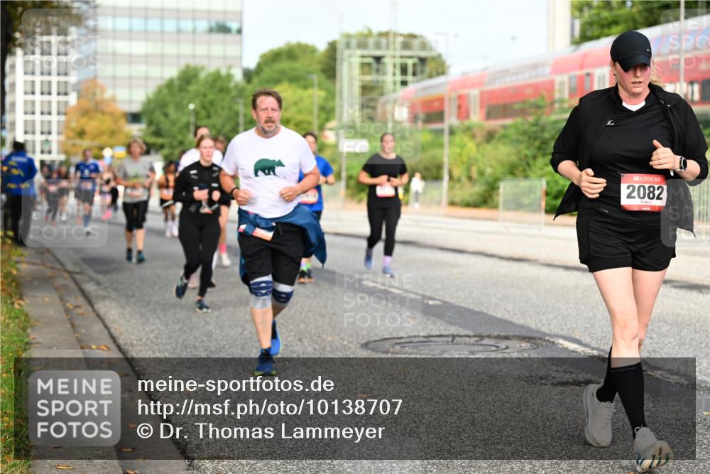 06.09.2026 - CURREX Alsterlauf Dr. Thomas Lammeyer http://msf.ph/oto/10138707 06.09.2026 10:05:13 Laufen 2082 meine-sportfotos.de