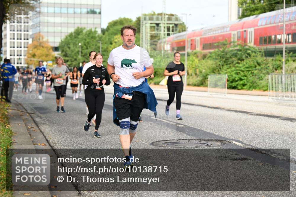 06.09.2026 - CURREX Alsterlauf Dr. Thomas Lammeyer http://msf.ph/oto/10138715 06.09.2026 10:05:14 Laufen 3573 meine-sportfotos.de