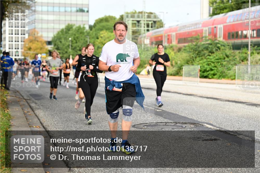 06.09.2026 - CURREX Alsterlauf Dr. Thomas Lammeyer http://msf.ph/oto/10138717 06.09.2026 10:05:14 Laufen 3573 meine-sportfotos.de