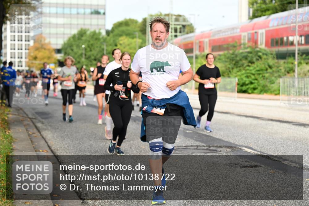 06.09.2026 - CURREX Alsterlauf Dr. Thomas Lammeyer http://msf.ph/oto/10138722 06.09.2026 10:05:15 Laufen  meine-sportfotos.de