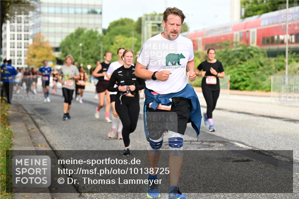 06.09.2026 - CURREX Alsterlauf Dr. Thomas Lammeyer http://msf.ph/oto/10138725 06.09.2026 10:05:15 Laufen  meine-sportfotos.de