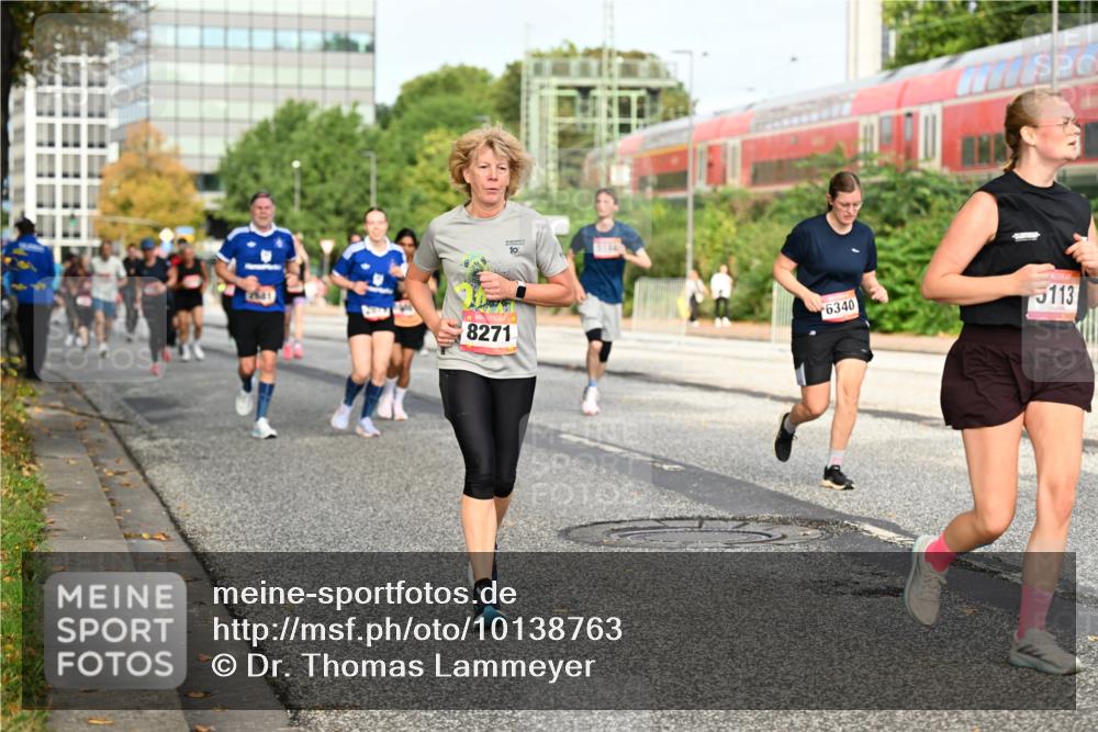 06.09.2026 - CURREX Alsterlauf Dr. Thomas Lammeyer http://msf.ph/oto/10138763 06.09.2026 10:05:19 Laufen 8271, 10, 5104, 6340, 5113 meine-sportfotos.de