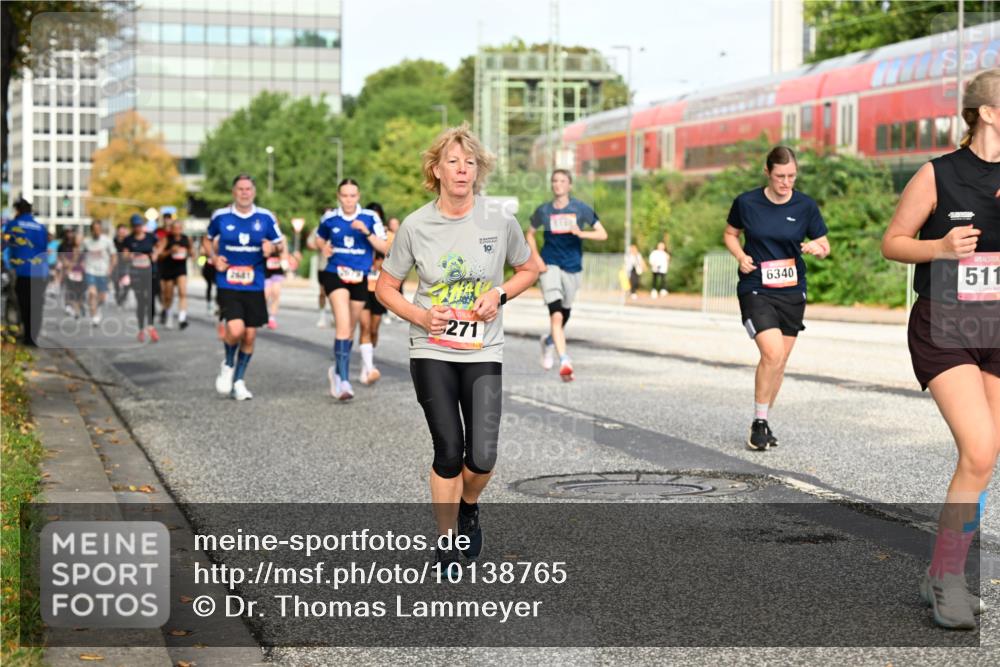 06.09.2026 - CURREX Alsterlauf Dr. Thomas Lammeyer http://msf.ph/oto/10138765 06.09.2026 10:05:19 Laufen 2641, 271, 10, 3100, 6340, 511 meine-sportfotos.de