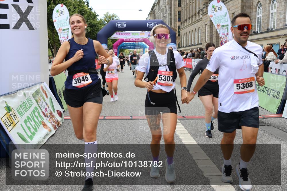 06.09.2026 - CURREX Alsterlauf Strokosch-Dieckow http://msf.ph/oto/10138782 06.09.2026 10:16:45 Ziel 2328, 2454, 2578, 2736, 2859, 3167, 3169, 3290, 3330, 3633, 3645, 4123, 4220, 4353, 4613, 5307, 5308, 5672, 5859, 8102 meine-sportfotos.de