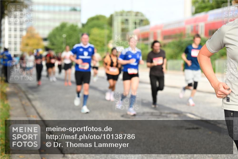 06.09.2026 - CURREX Alsterlauf Dr. Thomas Lammeyer http://msf.ph/oto/10138786 06.09.2026 10:05:21 Laufen  meine-sportfotos.de