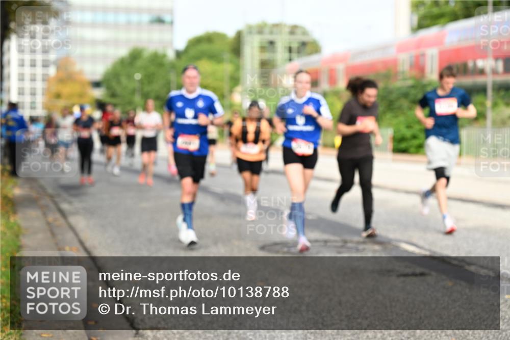 06.09.2026 - CURREX Alsterlauf Dr. Thomas Lammeyer http://msf.ph/oto/10138788 06.09.2026 10:05:21 Laufen  meine-sportfotos.de