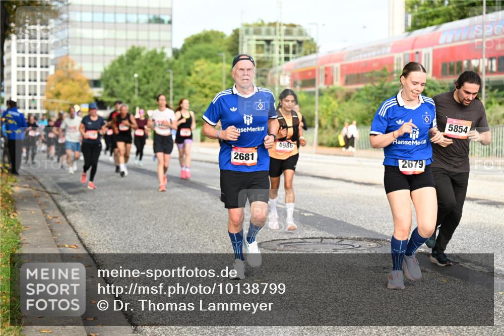 06.09.2026 - CURREX Alsterlauf Dr. Thomas Lammeyer http://msf.ph/oto/10138799 06.09.2026 10:05:22 Laufen 2681, 4986, 2679, 5854 meine-sportfotos.de