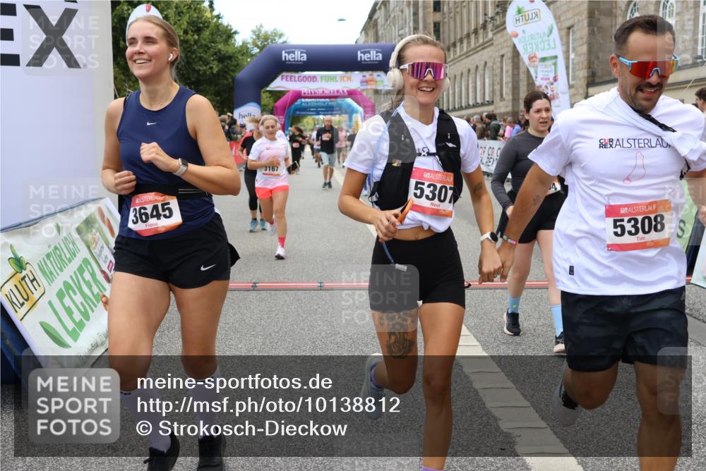 06.09.2026 - CURREX Alsterlauf Strokosch-Dieckow http://msf.ph/oto/10138812 06.09.2026 10:16:45 Ziel 2328, 2454, 2578, 2736, 2859, 3167, 3169, 3290, 3330, 3633, 3645, 4123, 4220, 4353, 4613, 5307, 5308, 5672, 5859, 8102 meine-sportfotos.de