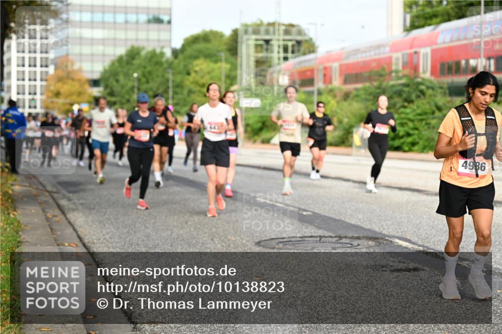06.09.2026 - CURREX Alsterlauf Dr. Thomas Lammeyer http://msf.ph/oto/10138823 06.09.2026 10:05:24 Laufen 4986 meine-sportfotos.de