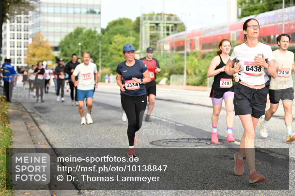 06.09.2026 - CURREX Alsterlauf Dr. Thomas Lammeyer http://msf.ph/oto/10138847 06.09.2026 10:05:27 Laufen 3334, 2487, 11, 6438, 2450 meine-sportfotos.de