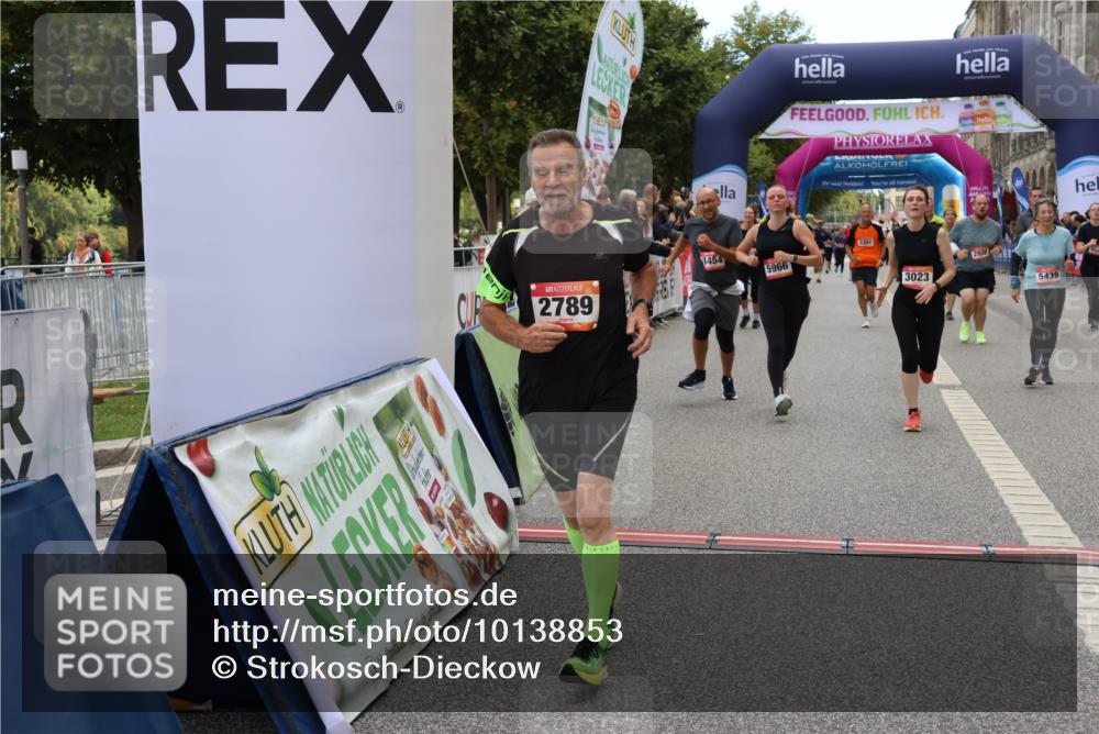 06.09.2026 - CURREX Alsterlauf Strokosch-Dieckow http://msf.ph/oto/10138853 06.09.2026 10:15:09 Ziel 2789, 2860, 2871, 2938, 3023, 3027, 3454, 4497, 5439, 5630, 5966, 6408, 8081 meine-sportfotos.de