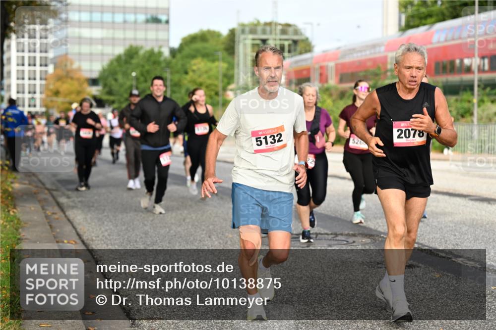 06.09.2026 - CURREX Alsterlauf Dr. Thomas Lammeyer http://msf.ph/oto/10138875 06.09.2026 10:05:30 Laufen 5132, 526, 2078 meine-sportfotos.de