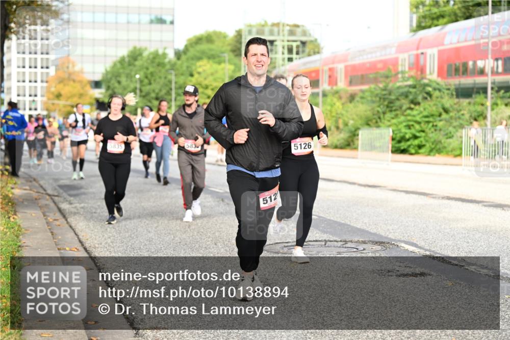06.09.2026 - CURREX Alsterlauf Dr. Thomas Lammeyer http://msf.ph/oto/10138894 06.09.2026 10:05:32 Laufen 5835, 583, 512, 5126 meine-sportfotos.de