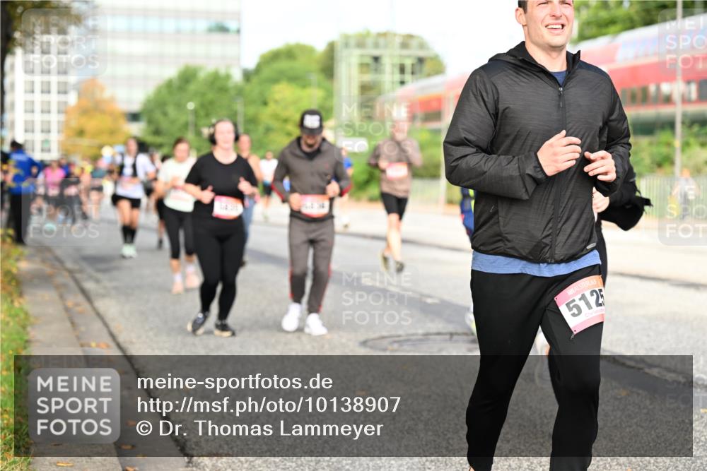 06.09.2026 - CURREX Alsterlauf Dr. Thomas Lammeyer http://msf.ph/oto/10138907 06.09.2026 10:05:33 Laufen 5125 meine-sportfotos.de
