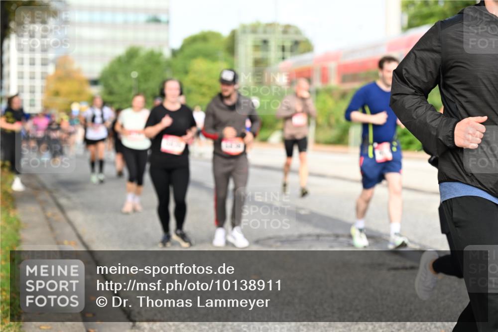 06.09.2026 - CURREX Alsterlauf Dr. Thomas Lammeyer http://msf.ph/oto/10138911 06.09.2026 10:05:34 Laufen  meine-sportfotos.de