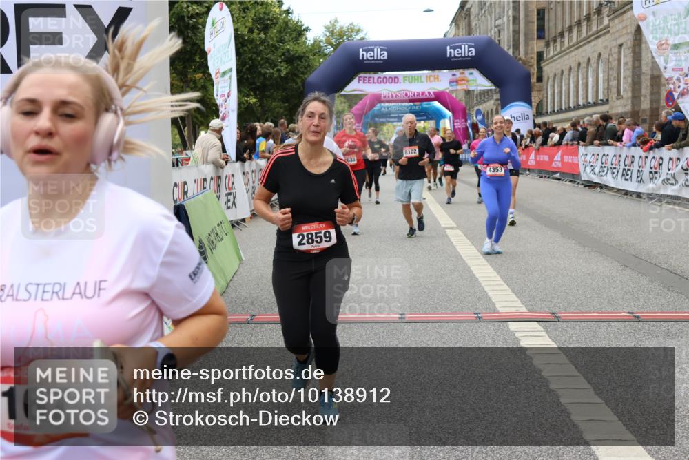 06.09.2026 - CURREX Alsterlauf Strokosch-Dieckow http://msf.ph/oto/10138912 06.09.2026 10:16:47 Ziel 2328, 2454, 2578, 2859, 3167, 3169, 3290, 3330, 3633, 3645, 4123, 4220, 4353, 4613, 5307, 5308, 5672, 5859, 8102 meine-sportfotos.de