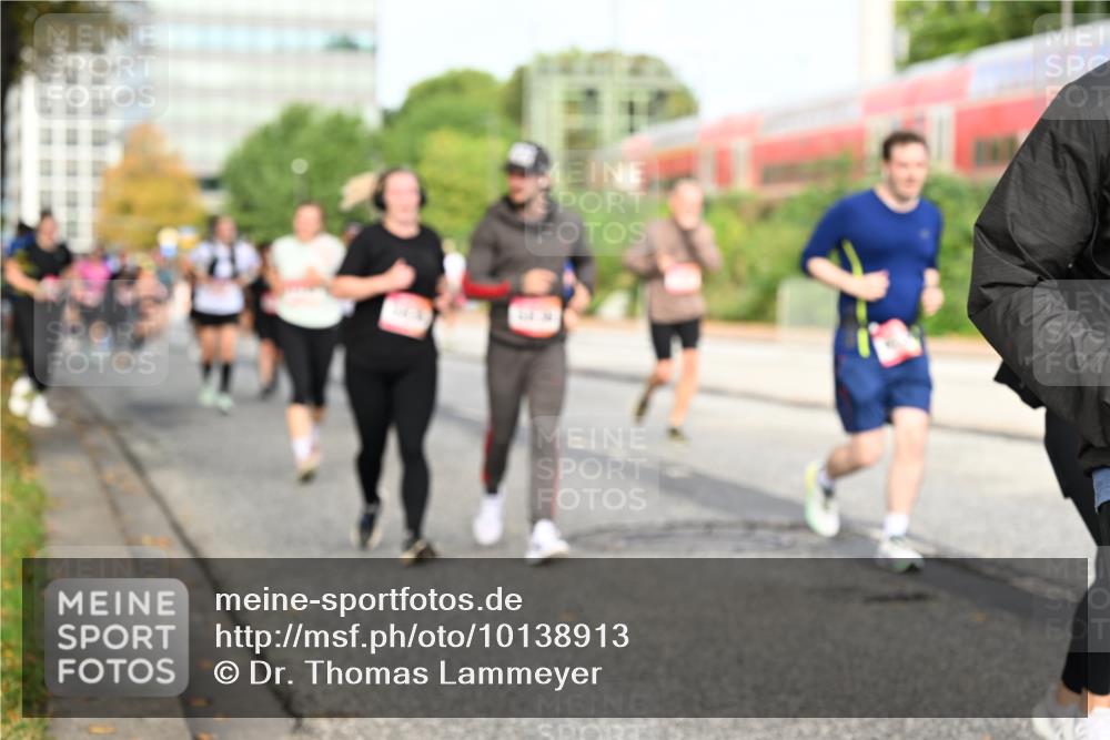 06.09.2026 - CURREX Alsterlauf Dr. Thomas Lammeyer http://msf.ph/oto/10138913 06.09.2026 10:05:34 Laufen  meine-sportfotos.de