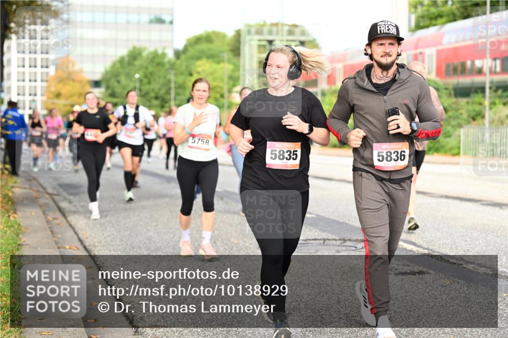 06.09.2026 - CURREX Alsterlauf Dr. Thomas Lammeyer http://msf.ph/oto/10138929 06.09.2026 10:05:35 Laufen 5758, 5835, 5836 meine-sportfotos.de
