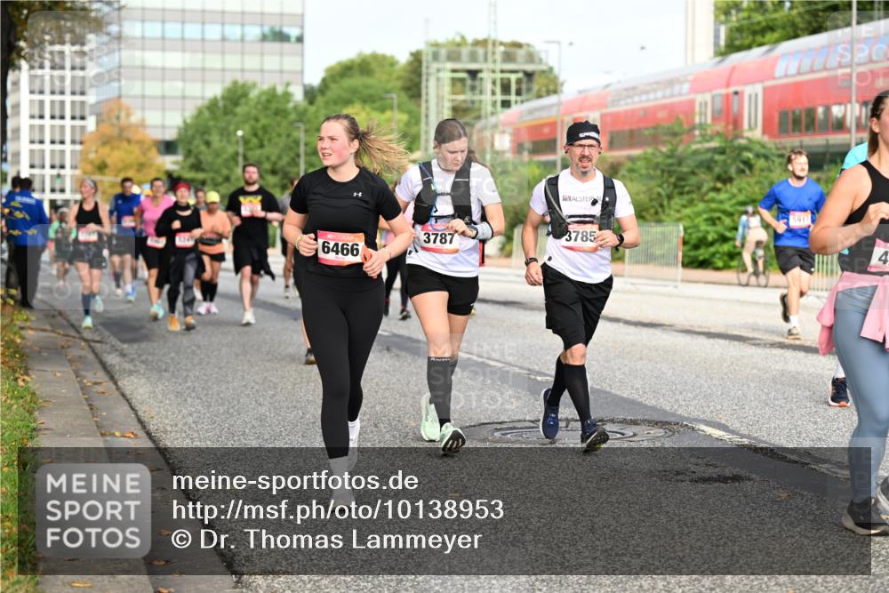 06.09.2026 - CURREX Alsterlauf Dr. Thomas Lammeyer http://msf.ph/oto/10138953 06.09.2026 10:05:38 Laufen 6466, 3787, 5913, 3785, 4 meine-sportfotos.de