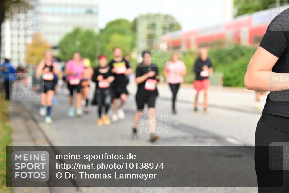 06.09.2026 - CURREX Alsterlauf Dr. Thomas Lammeyer http://msf.ph/oto/10138974 06.09.2026 10:05:41 Laufen  meine-sportfotos.de