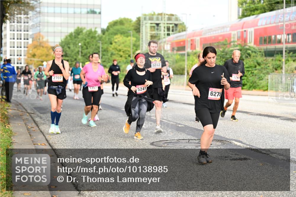 06.09.2026 - CURREX Alsterlauf Dr. Thomas Lammeyer http://msf.ph/oto/10138985 06.09.2026 10:05:42 Laufen 2707, 5357, 5241, 5242, 6278, 424 meine-sportfotos.de