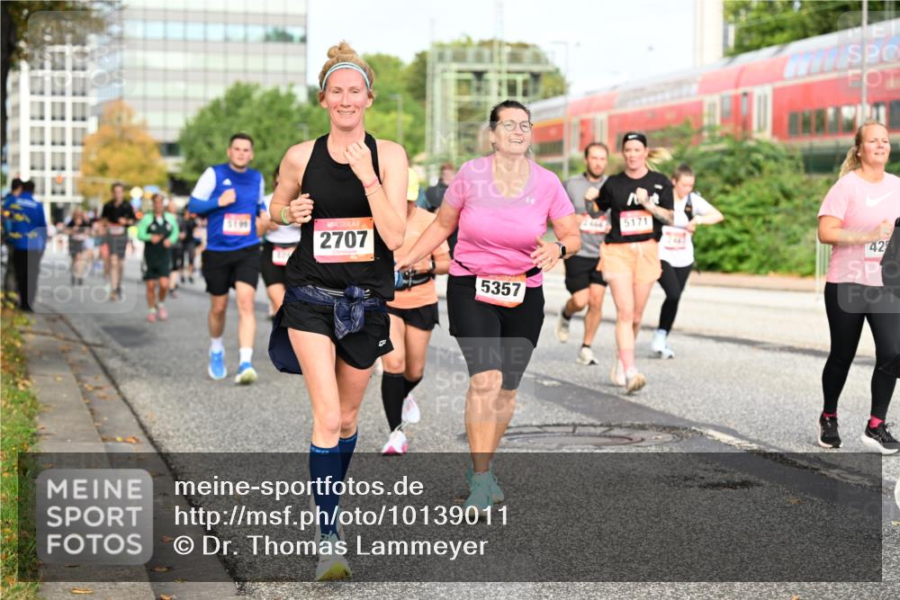 06.09.2026 - CURREX Alsterlauf Dr. Thomas Lammeyer http://msf.ph/oto/10139011 06.09.2026 10:05:44 Laufen 199, 2707, 5357, 5171, 20, 42 meine-sportfotos.de