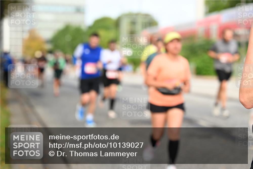 06.09.2026 - CURREX Alsterlauf Dr. Thomas Lammeyer http://msf.ph/oto/10139027 06.09.2026 10:05:46 Laufen  meine-sportfotos.de
