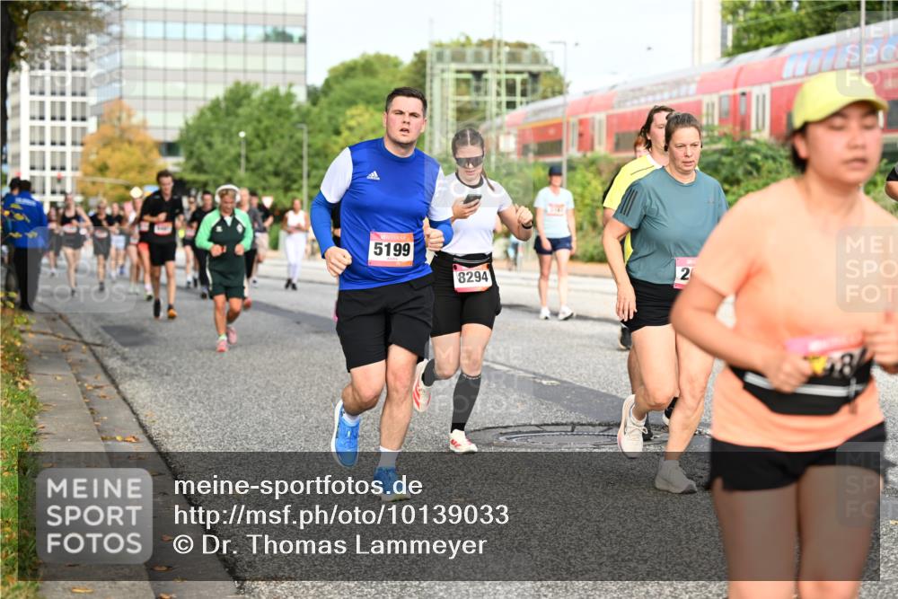06.09.2026 - CURREX Alsterlauf Dr. Thomas Lammeyer http://msf.ph/oto/10139033 06.09.2026 10:05:47 Laufen 5199, 8294, 2 meine-sportfotos.de