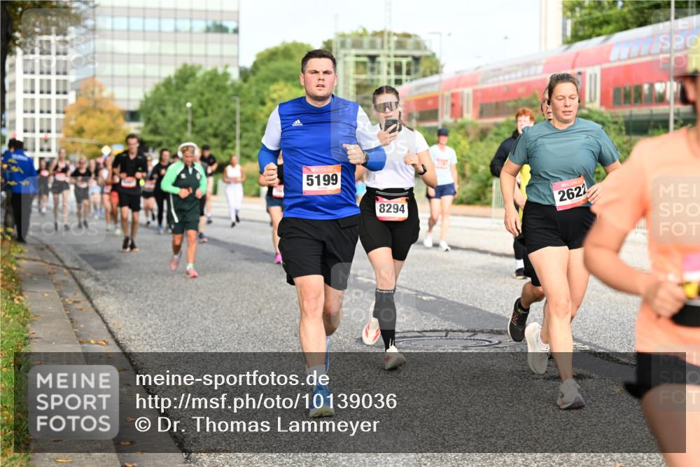 06.09.2026 - CURREX Alsterlauf Dr. Thomas Lammeyer http://msf.ph/oto/10139036 06.09.2026 10:05:47 Laufen 5199, 8294, 2622 meine-sportfotos.de