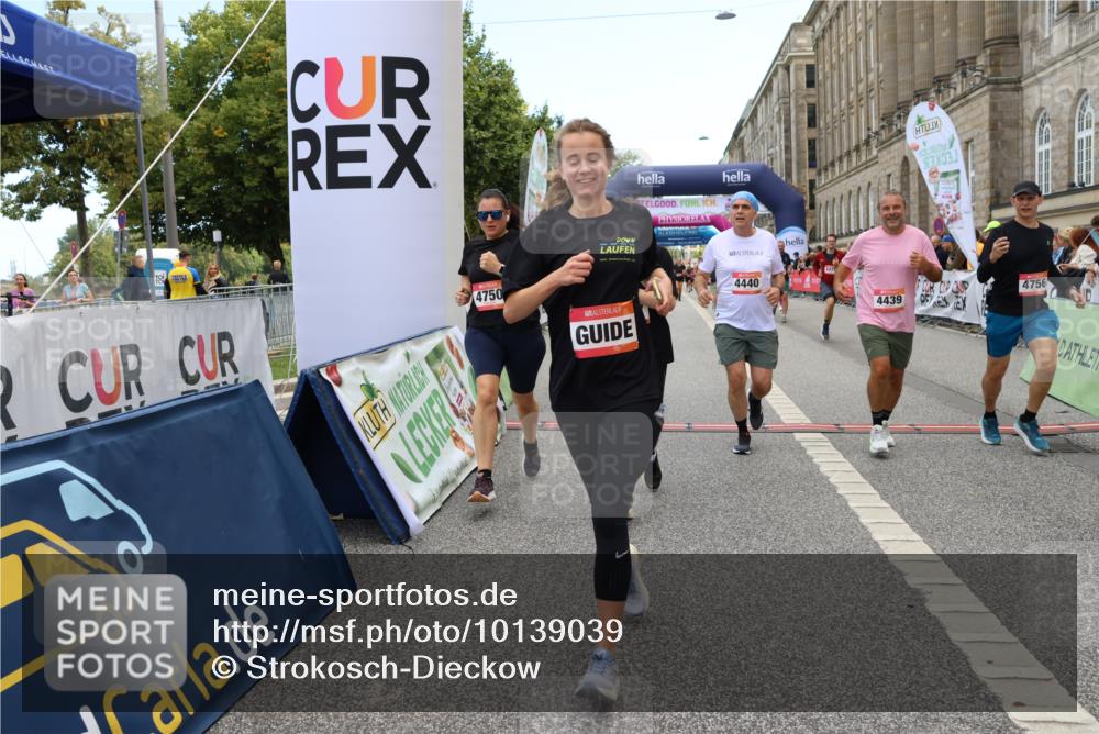 06.09.2026 - CURREX Alsterlauf Strokosch-Dieckow http://msf.ph/oto/10139039 06.09.2026 10:16:55 Ziel 2222, 3024, 3169, 3633, 4353, 4439, 4440, 4477, 4592, 4750, 4756, 5875, 6025, 6087, 8102, 8235 meine-sportfotos.de