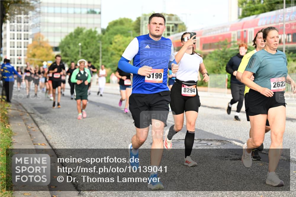 06.09.2026 - CURREX Alsterlauf Dr. Thomas Lammeyer http://msf.ph/oto/10139041 06.09.2026 10:05:47 Laufen 199, 8294, 2622 meine-sportfotos.de