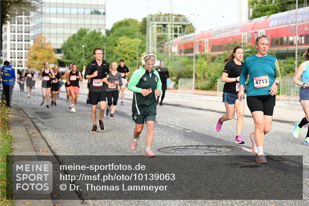 06.09.2026 - CURREX Alsterlauf Dr. Thomas Lammeyer http://msf.ph/oto/10139063 06.09.2026 10:05:50 Laufen 6487, 507, 3, 4713 meine-sportfotos.de