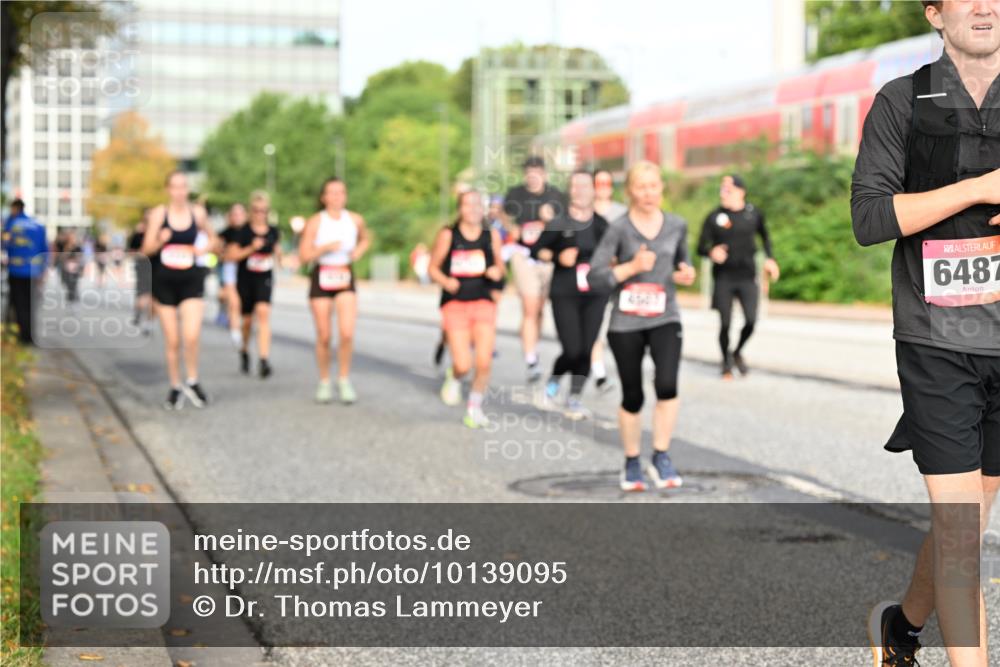 06.09.2026 - CURREX Alsterlauf Dr. Thomas Lammeyer http://msf.ph/oto/10139095 06.09.2026 10:05:54 Laufen 10, 6487 meine-sportfotos.de