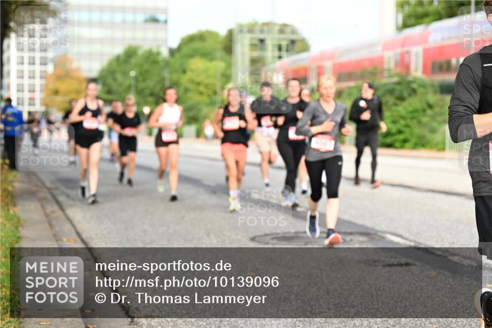 06.09.2026 - CURREX Alsterlauf Dr. Thomas Lammeyer http://msf.ph/oto/10139096 06.09.2026 10:05:54 Laufen 4507 meine-sportfotos.de