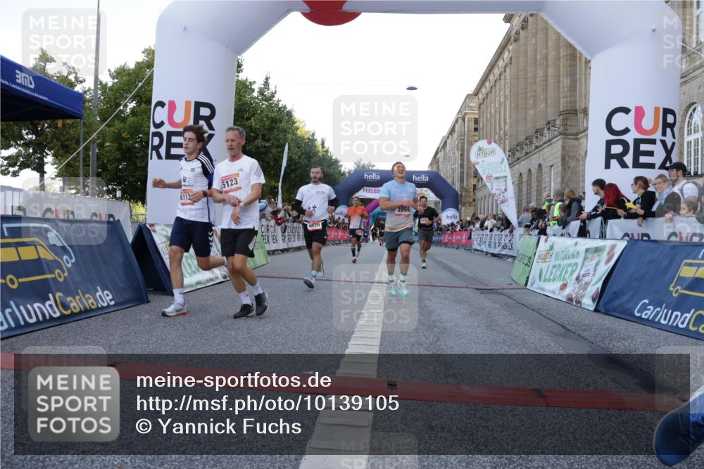 06.09.2026 - CURREX Alsterlauf Yannick Fuchs http://msf.ph/oto/10139105 06.09.2026 09:45:51 Ziel 2054, 3956, 4341, 4372, 4828, 4982, 5123, 6072, 6113, 6186, 8193, 8228 meine-sportfotos.de