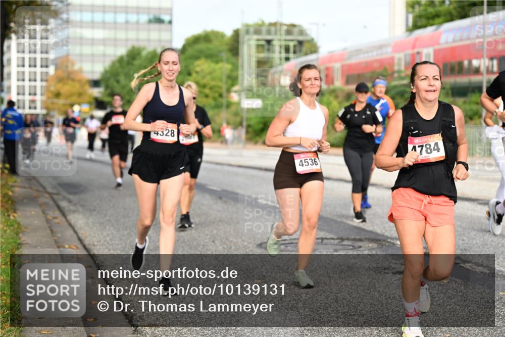 06.09.2026 - CURREX Alsterlauf Dr. Thomas Lammeyer http://msf.ph/oto/10139131 06.09.2026 10:05:57 Laufen 4328, 4536, 4784 meine-sportfotos.de