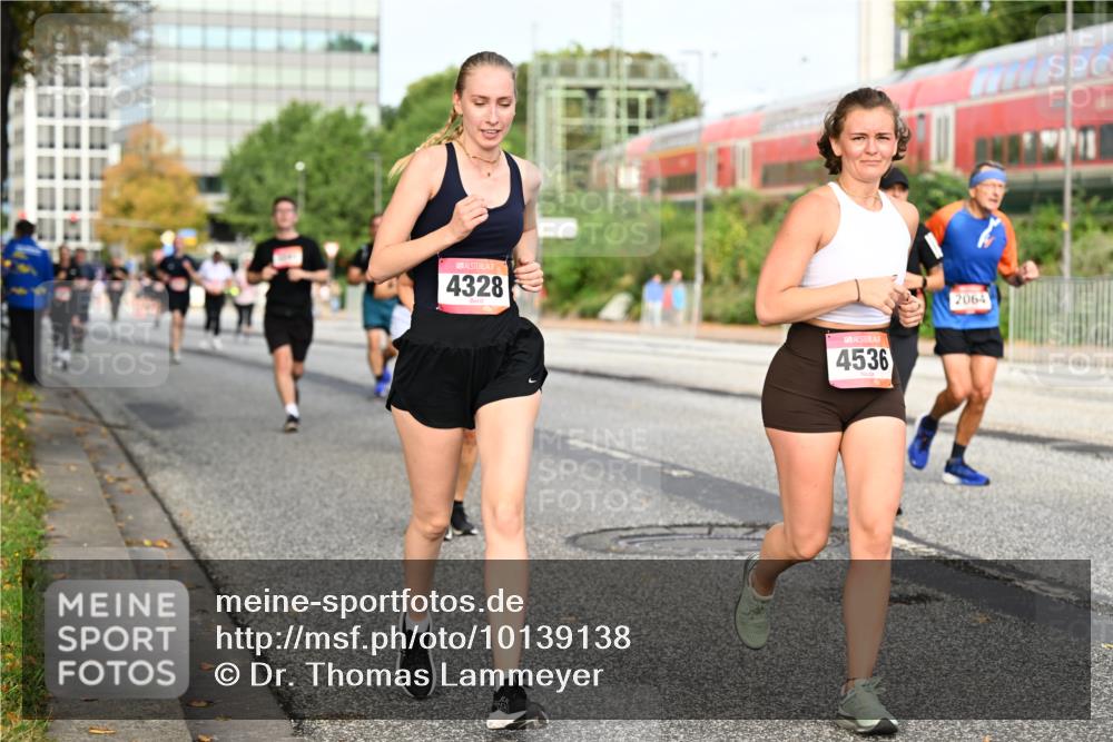 06.09.2026 - CURREX Alsterlauf Dr. Thomas Lammeyer http://msf.ph/oto/10139138 06.09.2026 10:05:57 Laufen 4328, 4536, 2064 meine-sportfotos.de