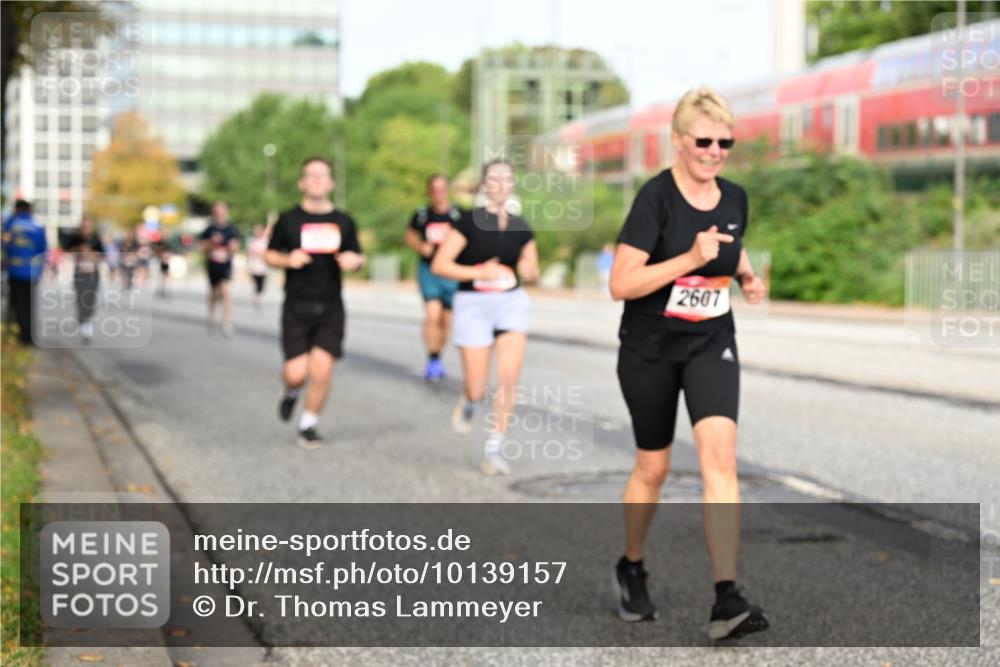 06.09.2026 - CURREX Alsterlauf Dr. Thomas Lammeyer http://msf.ph/oto/10139157 06.09.2026 10:05:59 Laufen 2607 meine-sportfotos.de