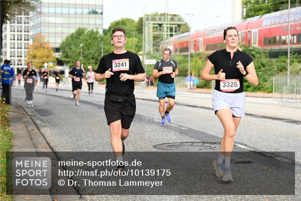06.09.2026 - CURREX Alsterlauf Dr. Thomas Lammeyer http://msf.ph/oto/10139175 06.09.2026 10:06:01 Laufen 3241, 733, 3326 meine-sportfotos.de