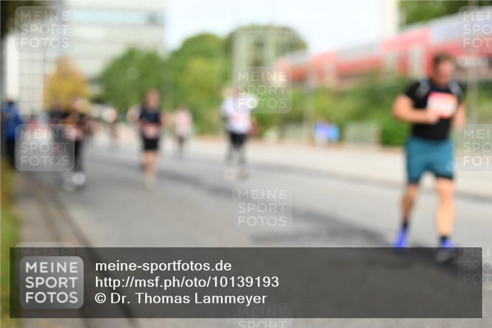 06.09.2026 - CURREX Alsterlauf Dr. Thomas Lammeyer http://msf.ph/oto/10139193 06.09.2026 10:06:03 Laufen  meine-sportfotos.de