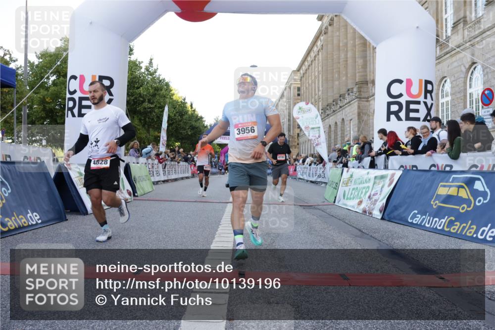 06.09.2026 - CURREX Alsterlauf Yannick Fuchs http://msf.ph/oto/10139196 06.09.2026 09:45:52 Ziel 2054, 3956, 4341, 4721, 4828, 4982, 5123, 6072, 6113, 6186, 8193, 8228 meine-sportfotos.de